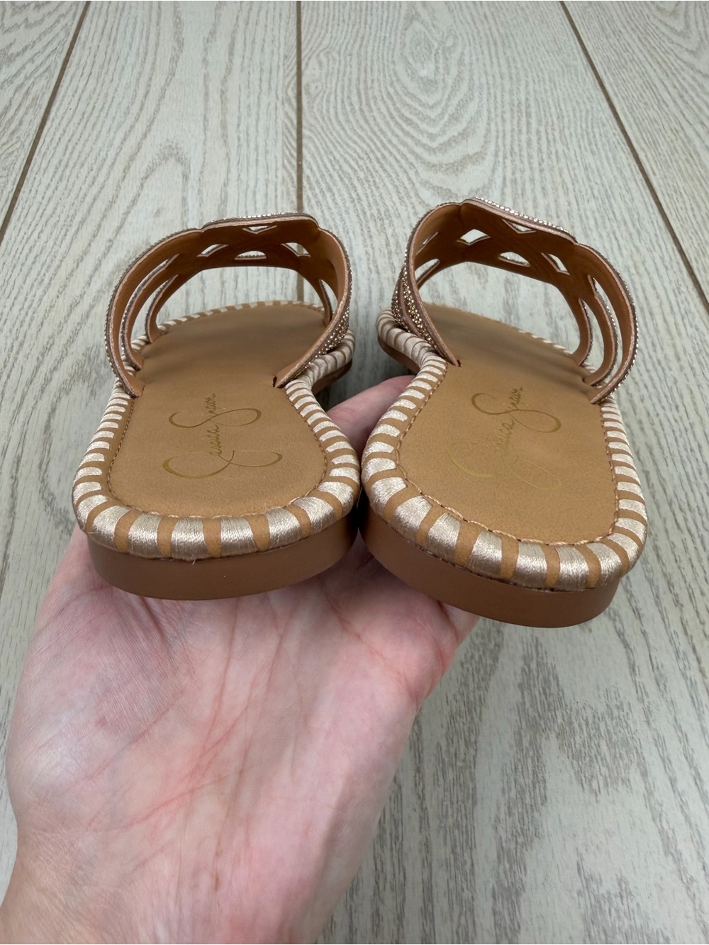 Jessica Simpson Womens Bria Rhinestone Embellished Slide Sandal 8M Champagne $79 - Picture 6 of 8